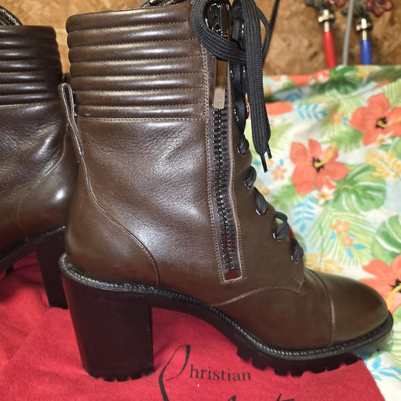 Christian Louboutin Women's Brown Leather Boots Size 42 11 - Picture 3 of 16